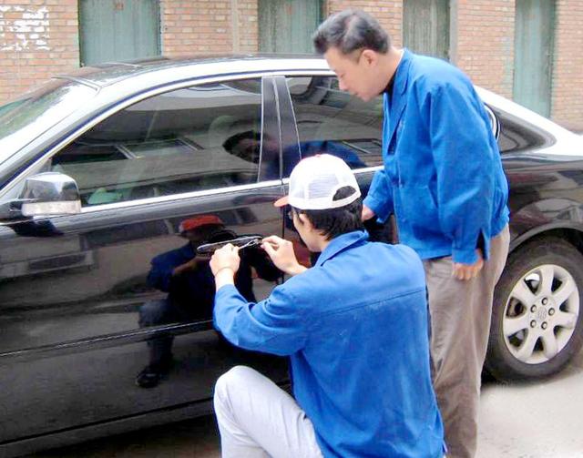 繁峙开锁公司：车钥匙坏了怎么办